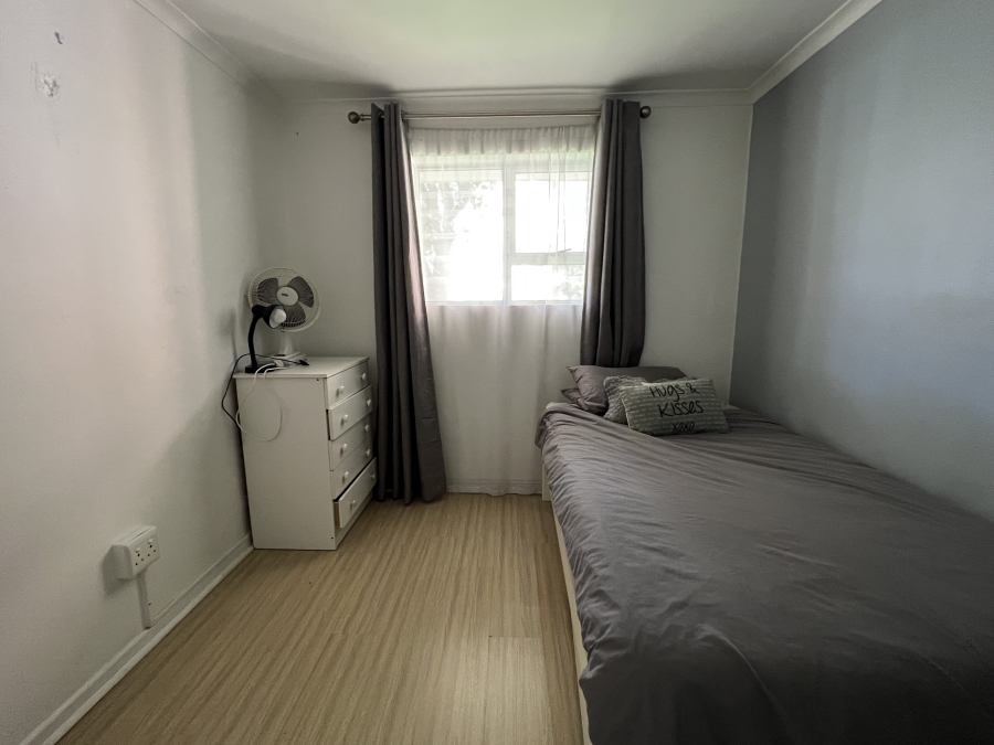 2 Bedroom Property for Sale in Pinelands Western Cape